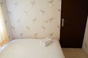 Puri Park View Apartment with Balcony