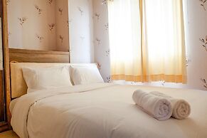 Puri Park View Apartment with Balcony