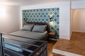 Design Apartment near City Center