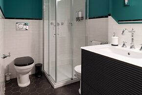 Design Apartment near City Center