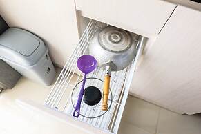 Studio Room Bassura City Apartment In Shopping Mall