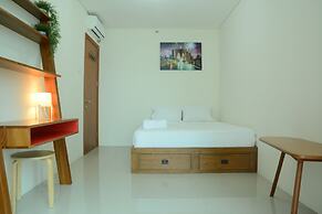 Woodland Park Residence Kalibata View Swimming Pool