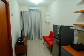 Woodland Park Residence Kalibata View Swimming Pool