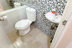 Cozy Green Pramuka Apartment