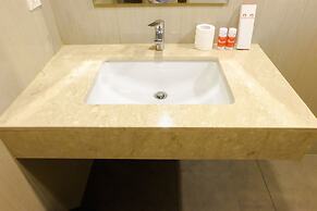 Best Location The H Residence Apartment