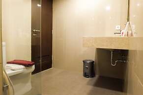 Best Location The H Residence Apartment