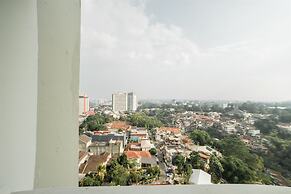 Homey Apartment at Parahyangan Residence near Parahyangan University