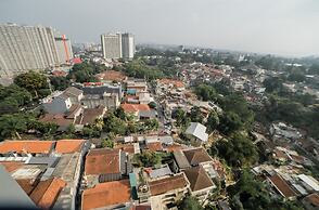Homey Apartment at Parahyangan Residence near Parahyangan University