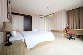 Suite L'avenue Apartment Pancoran