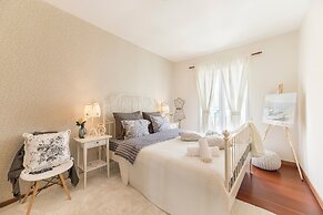 Bucharest Apartments DeLuxe