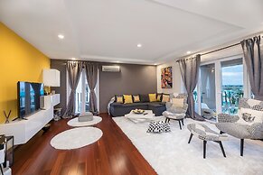Bucharest Apartments DeLuxe