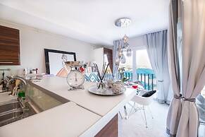 Bucharest Apartments DeLuxe