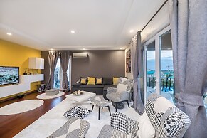 Bucharest Apartments DeLuxe