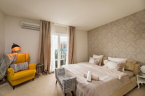 Bucharest Apartments DeLuxe
