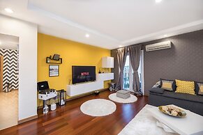 Bucharest Apartments DeLuxe
