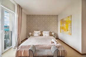 Bucharest Apartments DeLuxe
