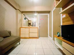 Pool View Apartment Green Pramuka