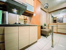 Pool View Apartment Green Pramuka