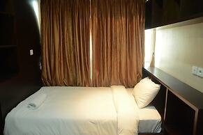 Gandaria Heights Apartment with Mall Access