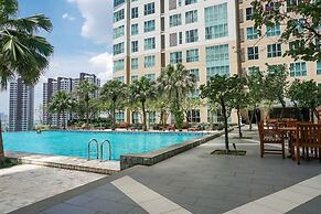 Gandaria Heights Apartment with Mall Access