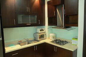 Gandaria Heights Apartment with Mall Access