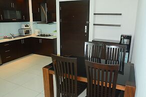 Gandaria Heights Apartment with Mall Access