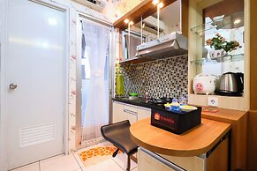 Green Bay Pluit Apartment With Direct Access To Shopping Center