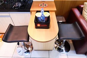 Green Bay Pluit Apartment With Direct Access To Shopping Center