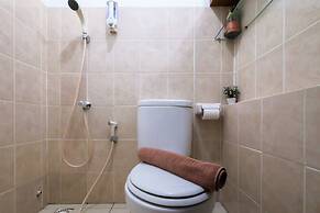 Green Bay Pluit Apartment With Direct Access To Shopping Center