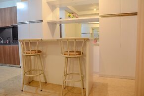 Exclusive L'Avenue Apartment