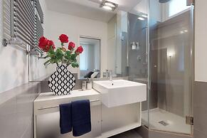 Design Apartment near Duomo Square