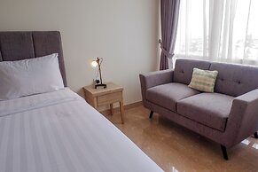 New Furnished Studio Menteng Park Apartment