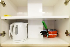 Easy Access to Mall Green Pramuka Apartment