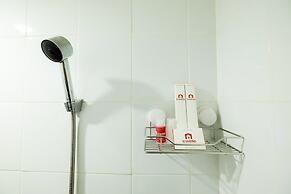 Easy Access to Mall Green Pramuka Apartment