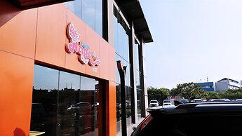 Best Price Green Pramuka Apartment