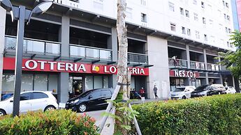 Best Price Green Pramuka Apartment