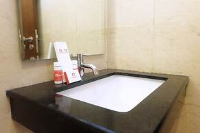 Pancoran BEST L'Avenue Apartment