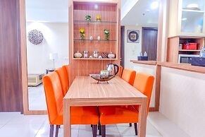 Cozy Pool View Kemang Village Residence Apartment with Direct Access t