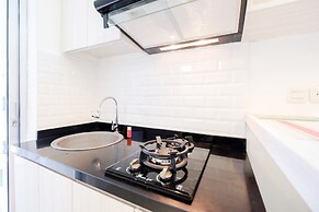 New & Clean Bassura City Apartment