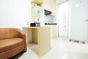 Simply & Clean Bassura City Apartment