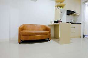 Simply & Clean Bassura City Apartment