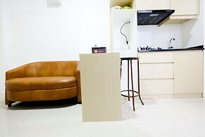 Simply & Clean Bassura City Apartment