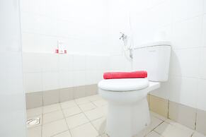 Simply & Clean Bassura City Apartment