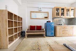 Comfortable at Bassura Apartment near to Bassura City Mall