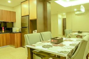 Spacious and Modern L'Avenue Apartment