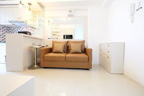 Bassura City Apartment with City View