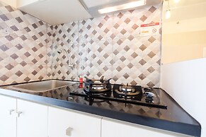 Bassura City Apartment with City View