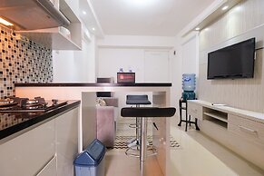 Minimalist Bassura Apartment Direct Access to Bassura City Mall