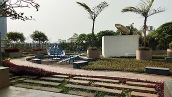 The Wave Apartment near Kota Kasablanka