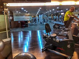 Casa Grande Apartment with Sofabed Connected to Kota Kasablanka